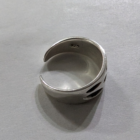 Sterling toe ring pinky flower chunky heavy solid ring - Picture 3 of 4